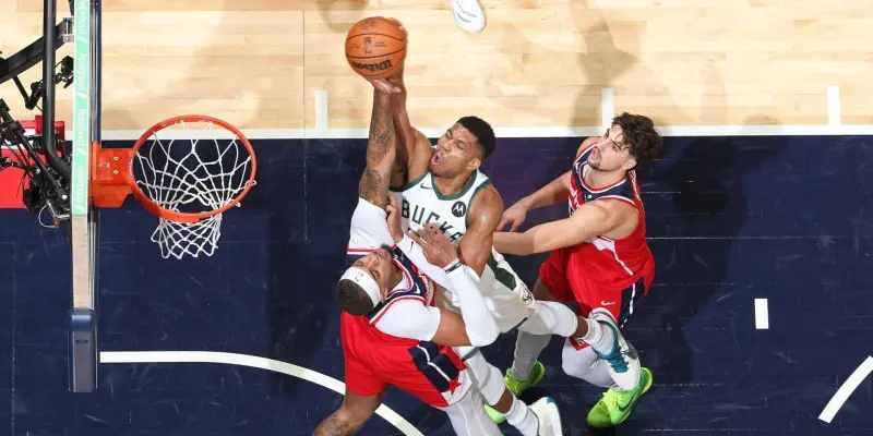 国王横扫广州队,字母哥状态火热 国王横扫广州队,字母哥状态火热