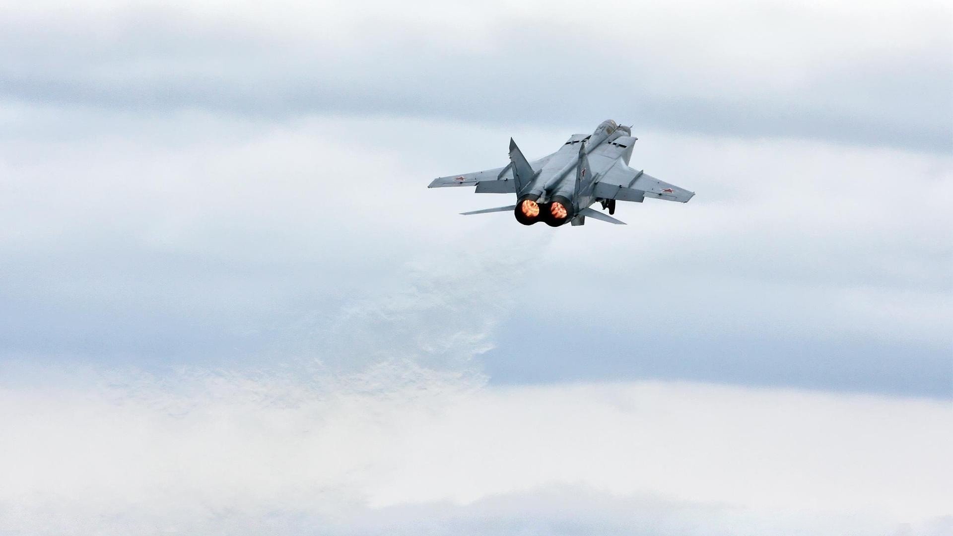 绿茵图腾，马里决胜局带走几内亚的西非生死战